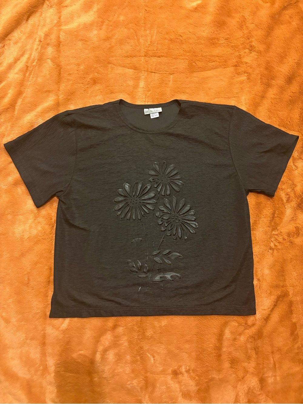 Women's Black Floral Short Sleeve Embossed Tee
